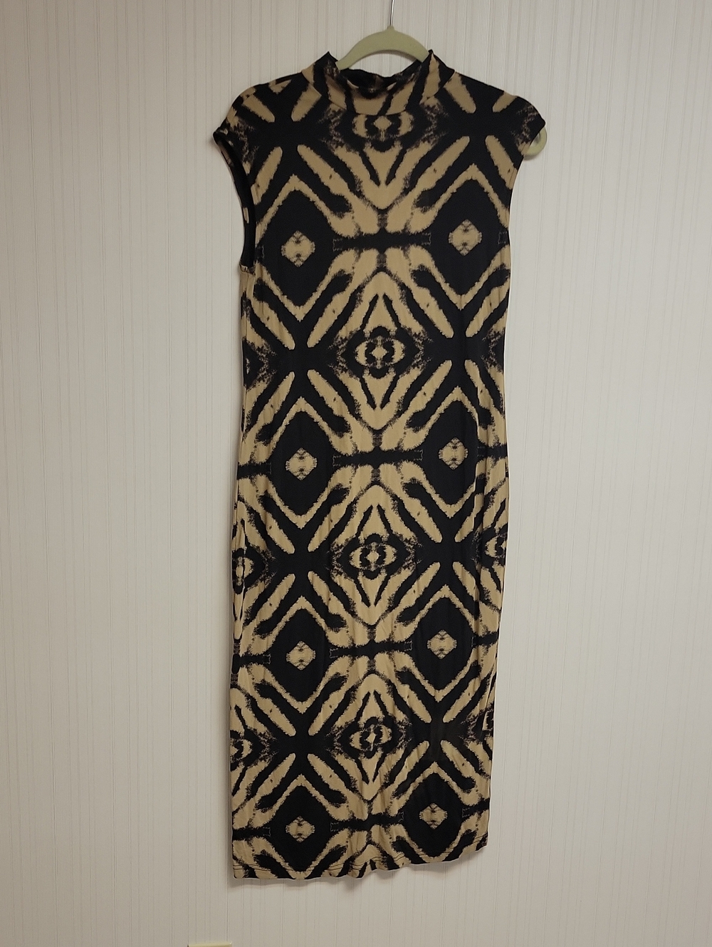Neiman Marcus Black & Beige Patterned Maxi Dress Medium Mobwife Indie Artsy